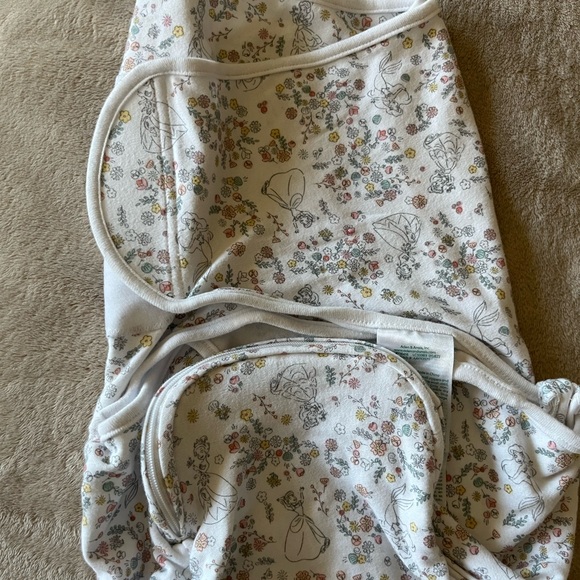 Disney Baby Aden + Anais Essential Easy Swaddle Wrap Size 0-3 Months 22-24.4 in - Picture 1 of 7